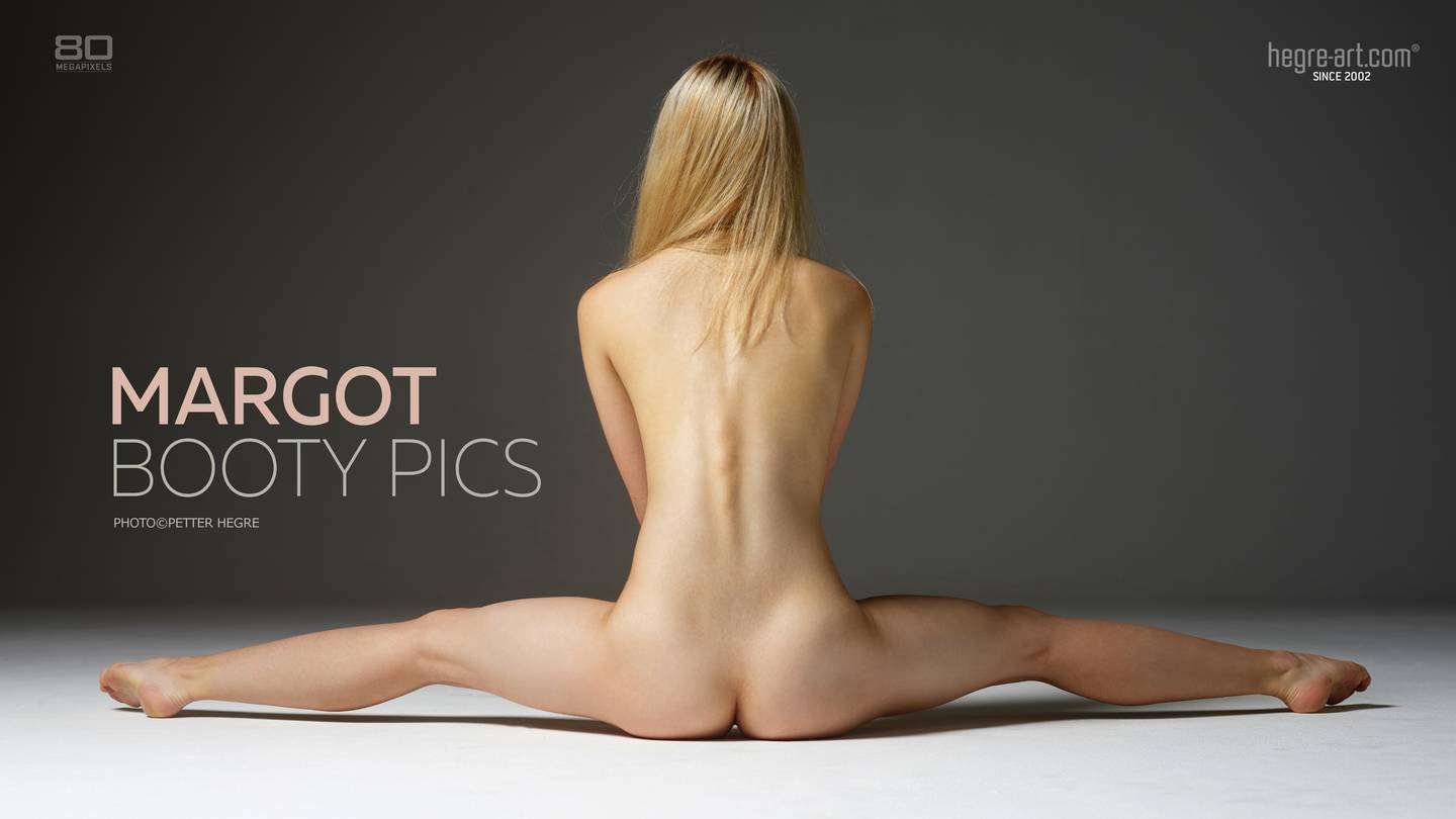 Margot booty pics