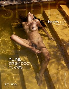 Nuna artsy pool nøgenbilleder