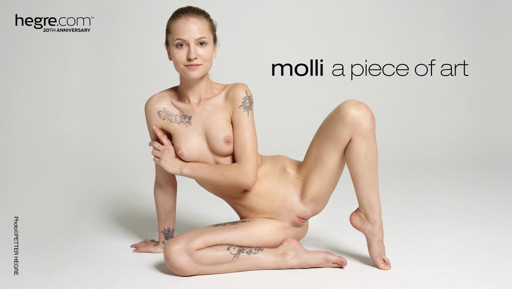 Jaunais Hegre.com modelis Molli